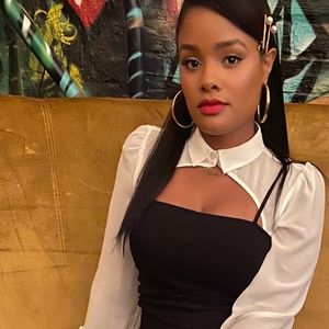 Meet your Posher, Genesis